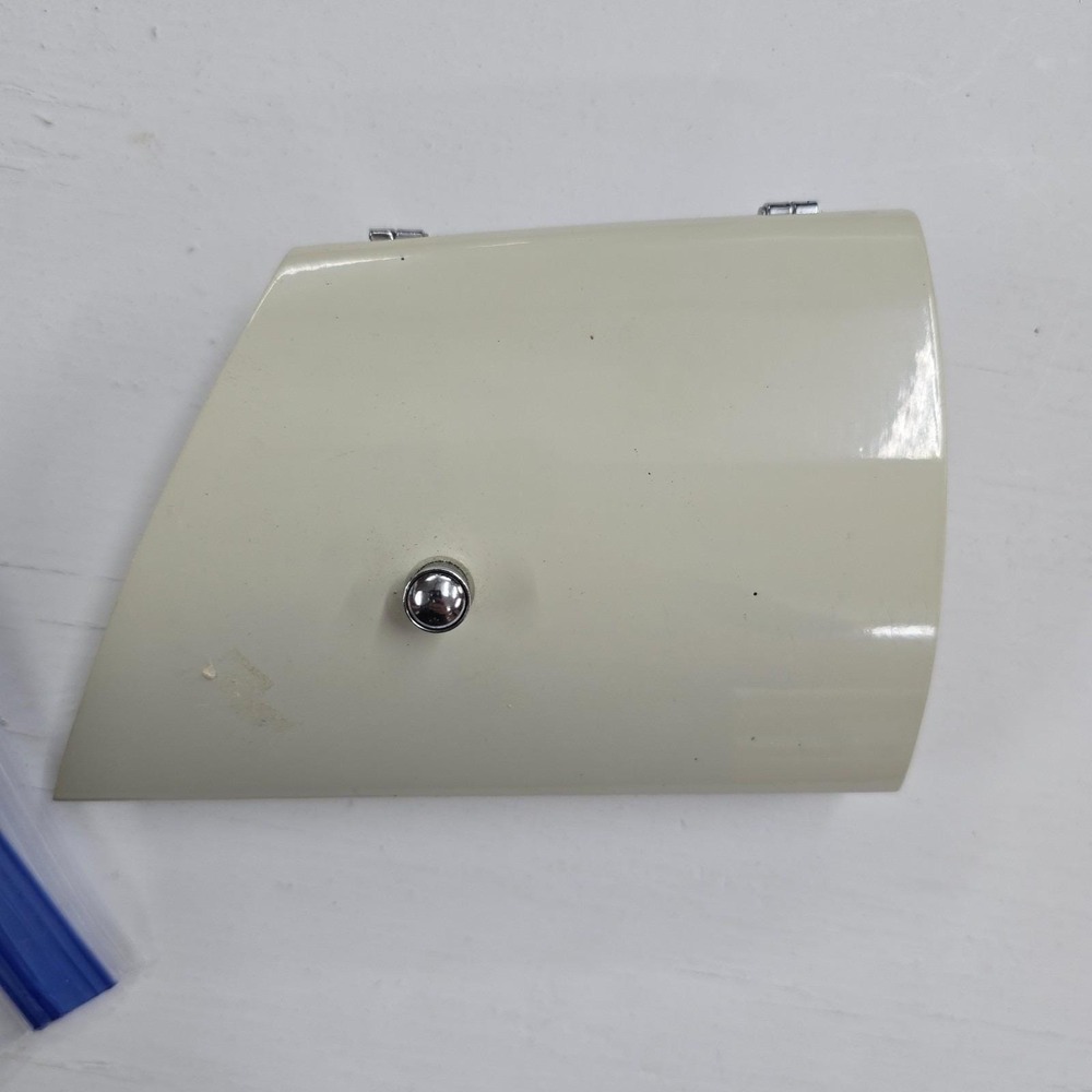 Kenmore 158.18130 Sewing Machine Top Cam Access Door Lid Flap Hinges Screws OEM